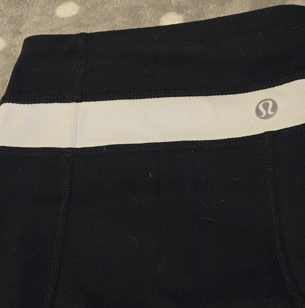 Lululemon Reversible Pants - Picture 3 of 5